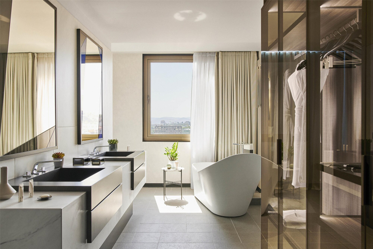 Bathroom 5, Grand Hyatt Barcelona, Barcelona