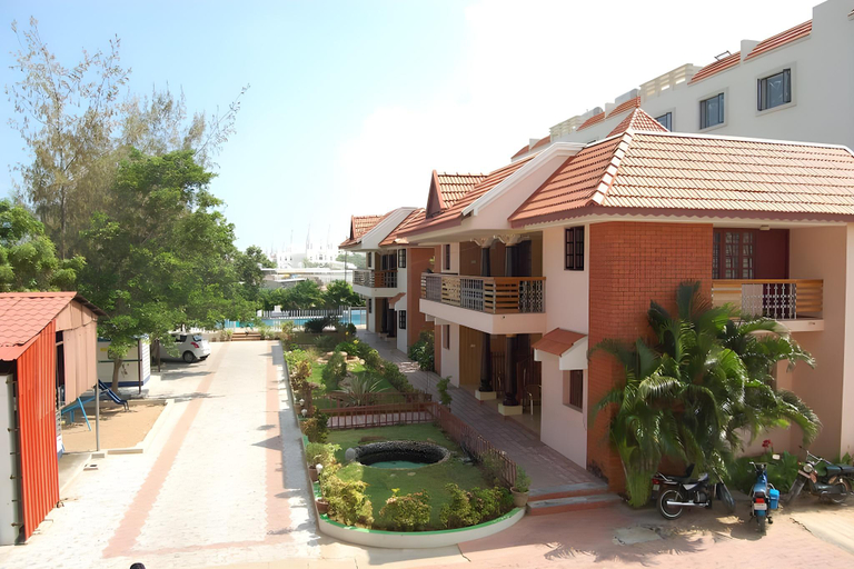 Others 4, Hotel Seagate, Nagappattinam