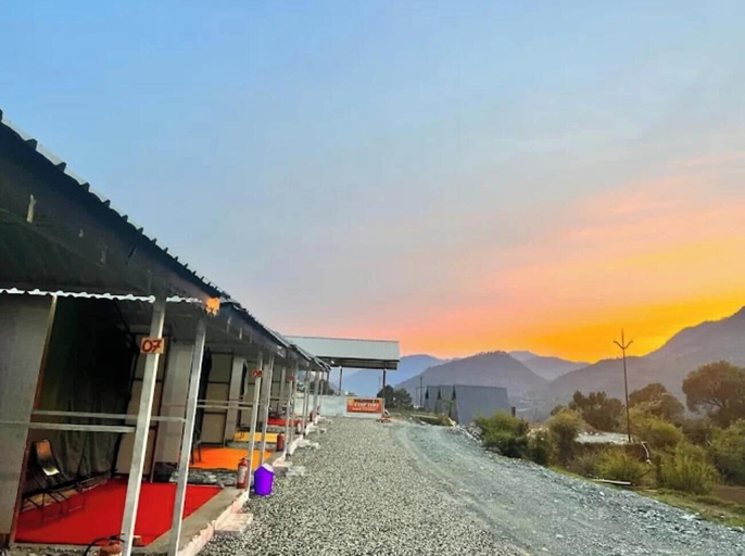 Front of property 2, Veda Cottage, Uttarkashi