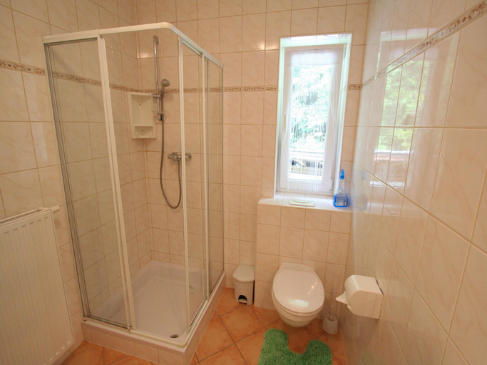 Bathroom, Chalet in Scheffau near Skiwelt Lift, Kufstein