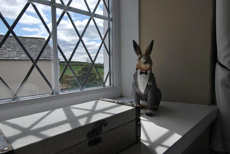 Others 4, the punchbowl hotel, Cumbria