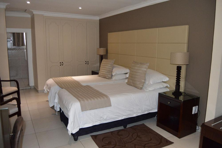 Bedroom 3, Airport Gardens Boutique Hotel, Ekurhuleni