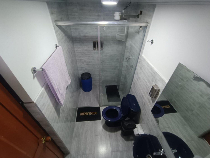 Shower, Independent apartment Maison de 4 tages, Santafé de Bogotá
