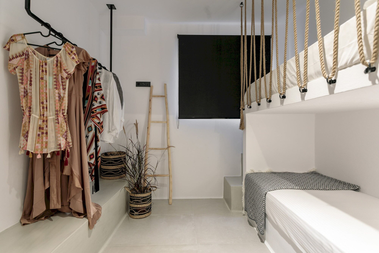 Room 5, Villa Anamnisis With 5 Bedrooms and 5 5 Bathrooms, South Aegean