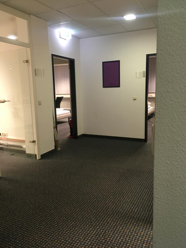 Others 5, Hostel Hamm by Geronimo, Hamm