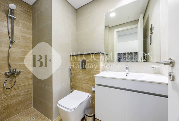 Bathroom, Bloomfields Elegant Pool View Stu The Ga, Abu Dhabi City