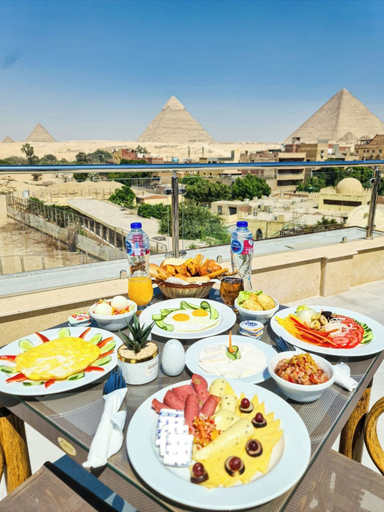 Food & Drinks 5, Akhnaton Pyramids View, Al-Ahram