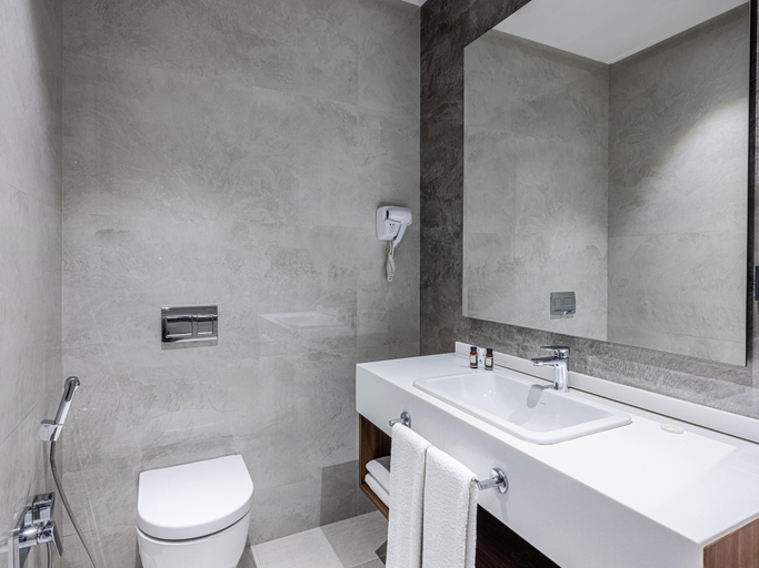Bathroom 3, Citylife Boutique Hotel, Baku