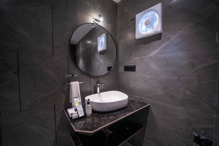 Bathroom 5, Treebo Winter Town Venna Lake, Satara