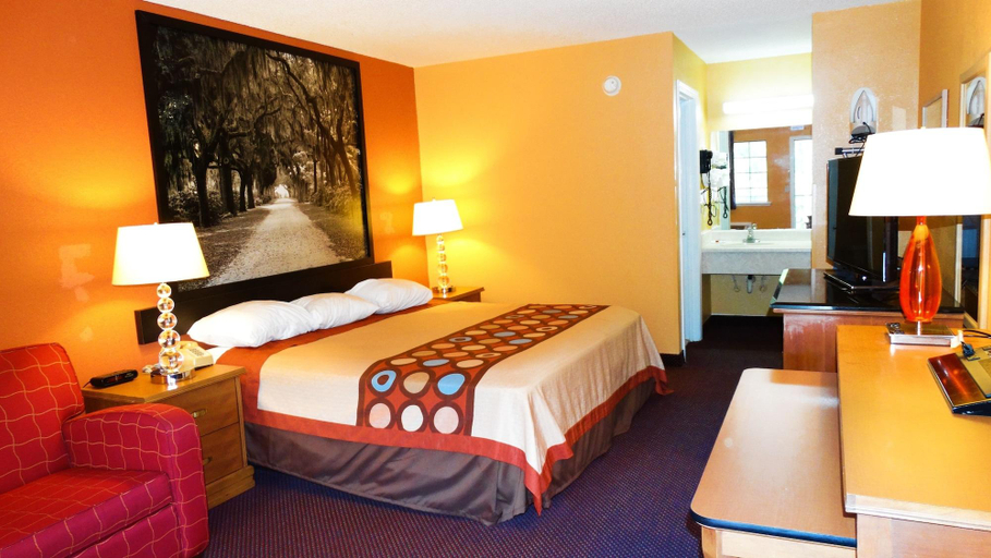 Bedroom 3, Americas Best Value Inn Darien, McIntosh