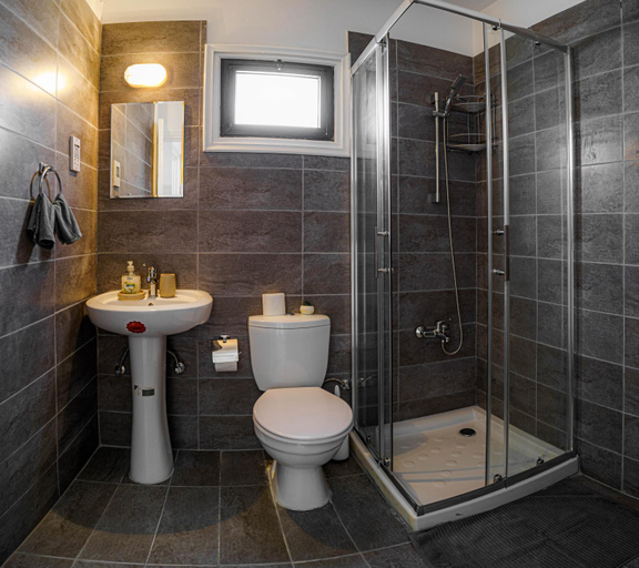 2, Cozy Apartment In Kapparis