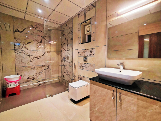Bathroom 4, Hotel heritage inn Balasore, Baleshwar