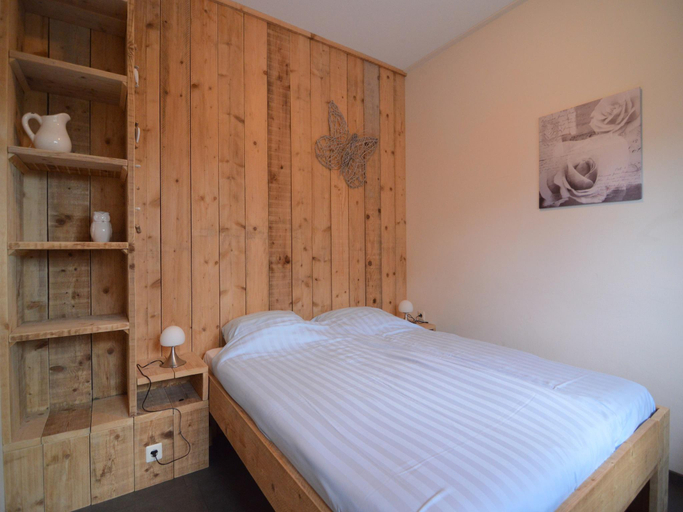 Bedroom 2, Holiday Home in Geesteren with Terrace, Tubbergen