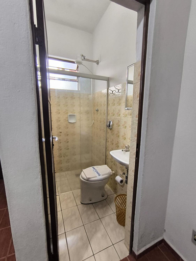 Bathroom 4, Hotel JS, Alfenas