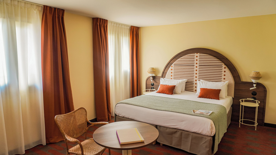 Bedroom 3, Mercure Arles Centre Arenes, Bouches-du-Rhône