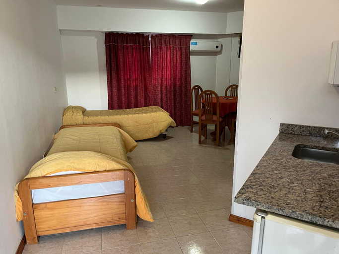 Room 5, Apart La Fuente, Federación