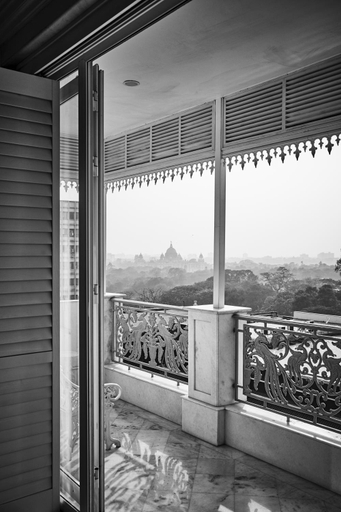 Others 5, The Glenburn Penthouse, Kolkata