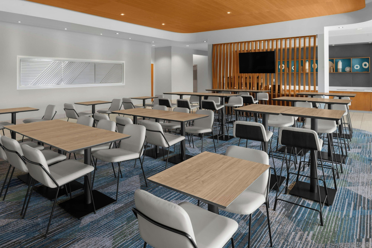 Food & Drinks 3, SpringHill Suites by Marriott Idaho Falls, Bonneville