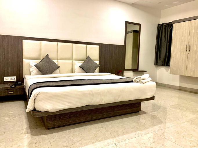 Bedroom, Hotel Anmol Era, Jabalpur