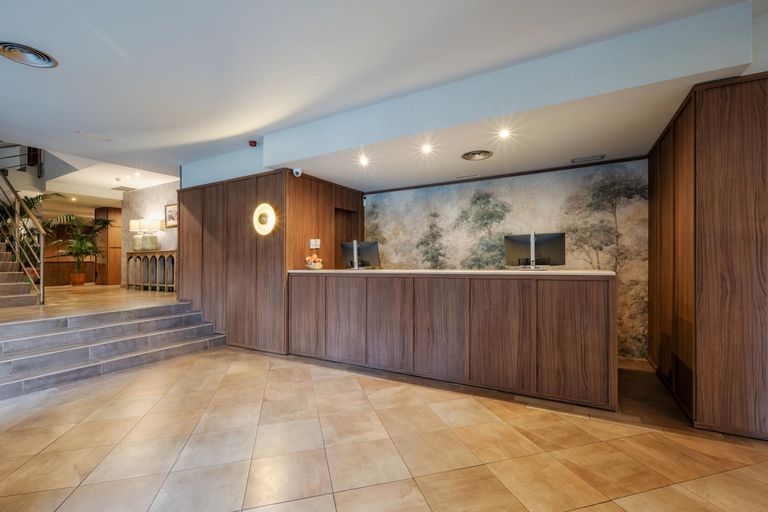 Public Area 2, Luze Castellana, Madrid