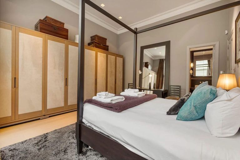 Room 4, Deluxe Apartment - Cadogan Square, London