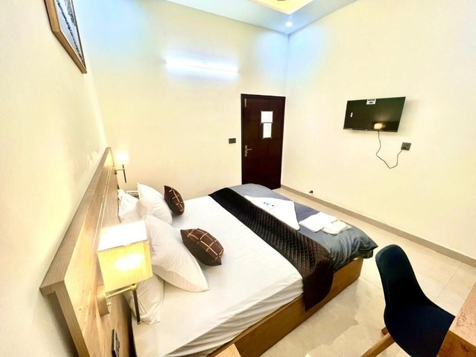 Bedroom 2, BNB Royal Galaxy Family Hotel, Karachi