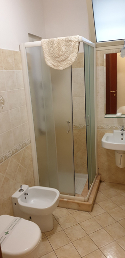 Bathroom 3, RS San Sebastiano Holidays, Catania
