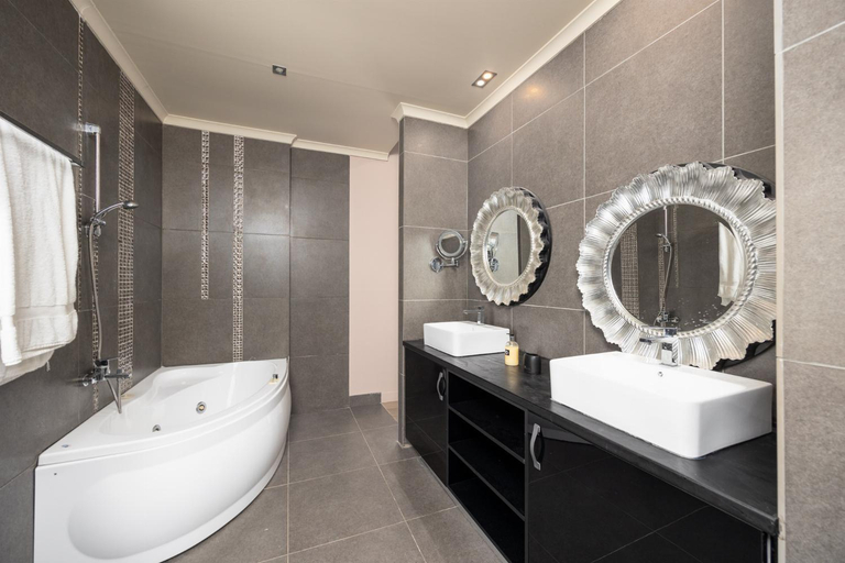 Bathroom 4, Villa Pomegranate Tree, Ionian Islands