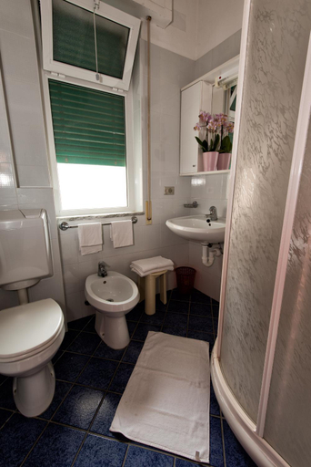 Others 2, Residence San Francisco, Savona