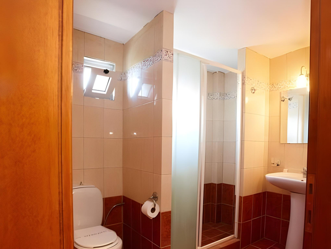 Bathroom 3, Hotel Almira, Central Macedonia