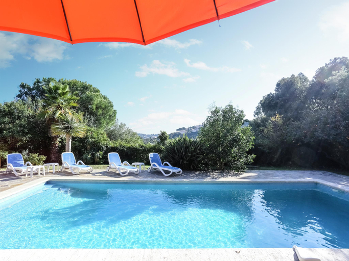 Sport & Beauty 2, Holiday Home in Bormes with Private Pool, Var