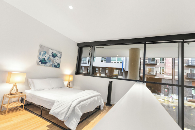 Bedroom 3, Urban Loft in Redmond Core, King