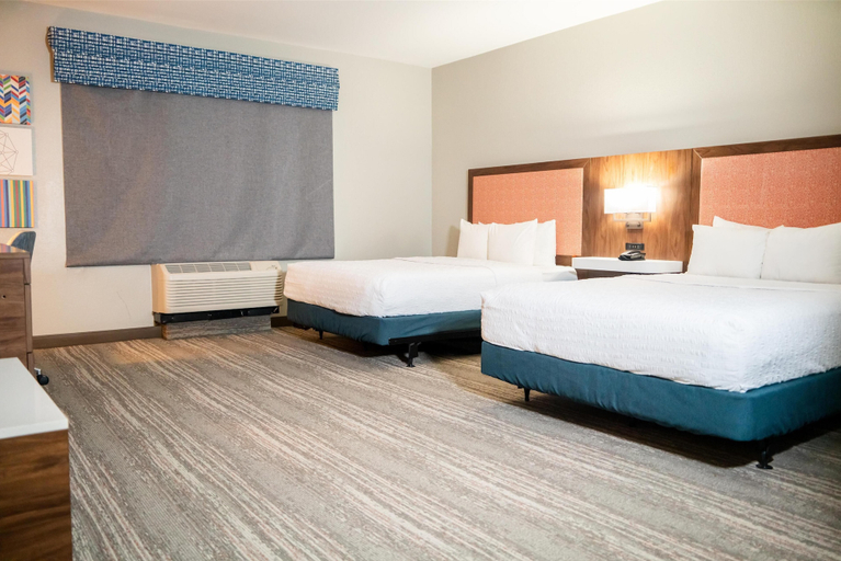 Bedroom 3, Hampton Inn Gonzales, Ascension