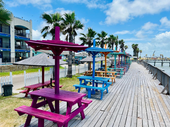 Others 5, Krsna's Castle (Hunt's Castle), Aransas