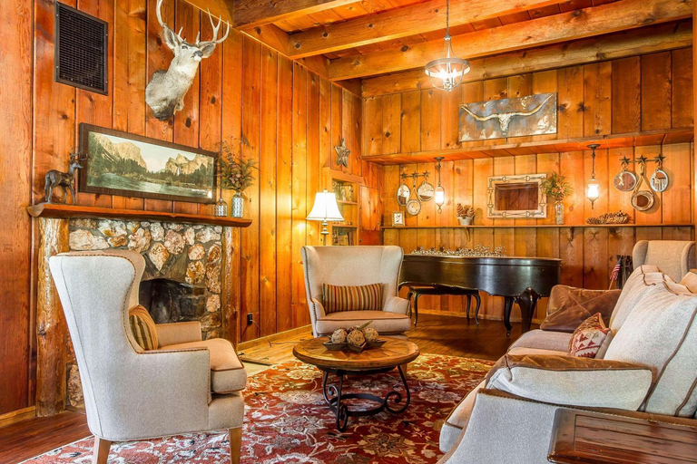 Public Area 2, Sierra Sky Ranch, Madera