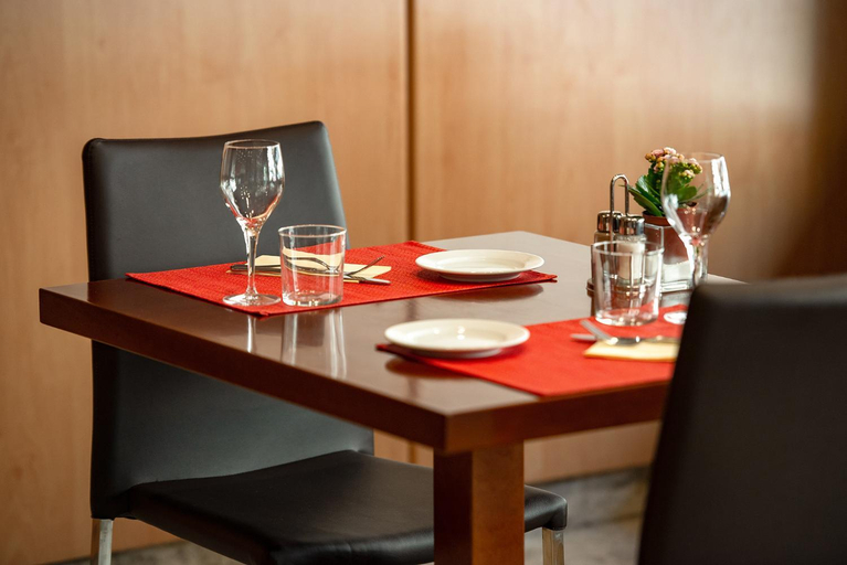 Food & Drinks 5, Hotel Praga, Madrid