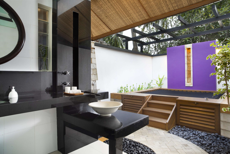 Bathroom 5, Dhawa Ihuru, part of Banyan Group, Kaafu Atoll