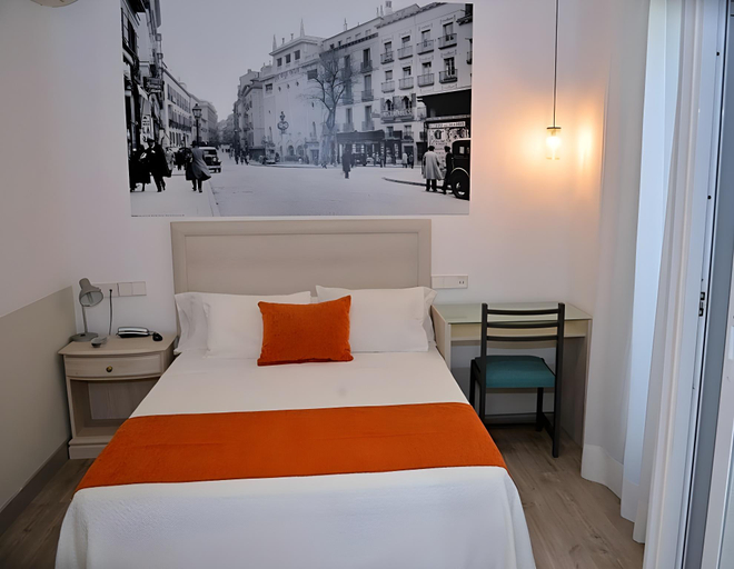 Bedroom 2, Hostal San Lorenzo, Madrid