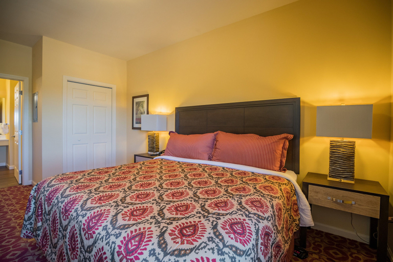Bedroom 3, Berkshire Mountain Lodge, Berkshire