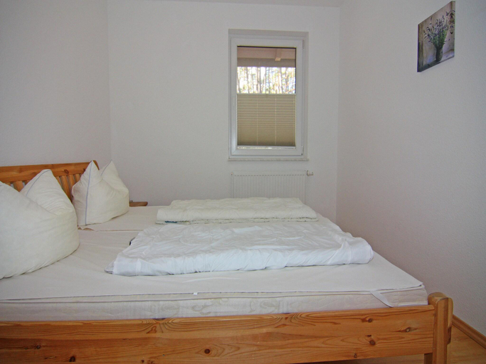 Bedroom 2, Appartementhaus in Trassenheide, Vorpommern-Greifswald
