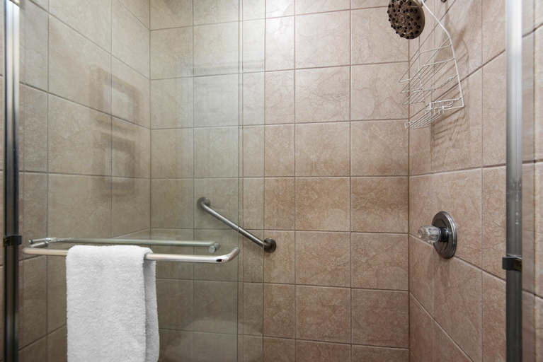 Bathroom 4, Barefoot & Buzzed, Escambia