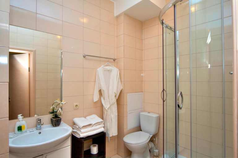 Bathroom 3, Sunday Apart Hotel, Shevchenkivs'kyi