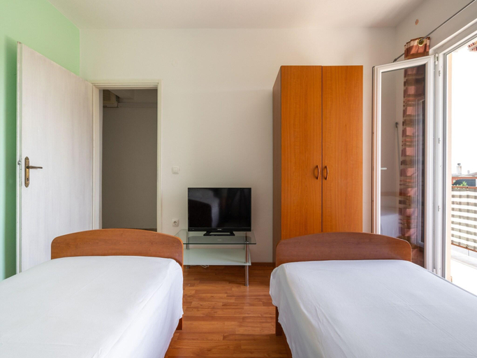 Others 2, Holiday Home in Rogoznica near Beach, Rogoznica