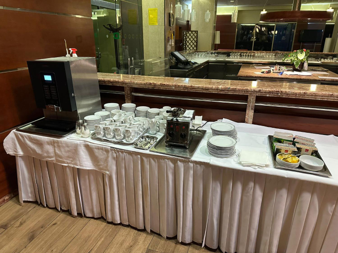 Food & Drinks 5, Hotel Laguna Zagreb, Zagreb