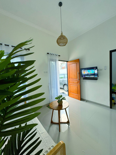 Bedroom 2, Sandstone MR15, Malang