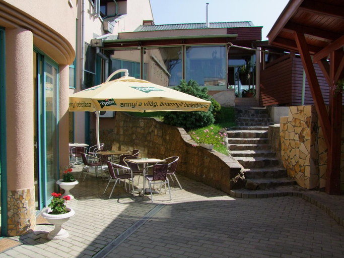 Exterior & Views 1, Lugas Hotel, Nyíregyháza