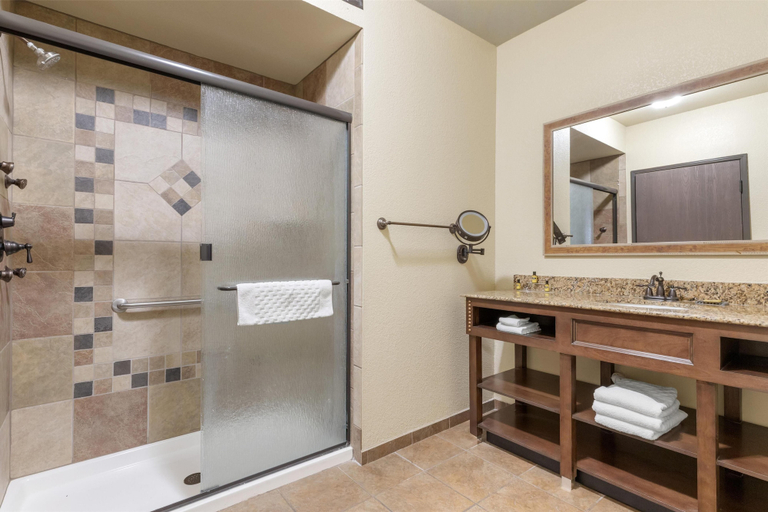 Bathroom 4, Best Western Plus Cimarron Hotel & Suites, Payne
