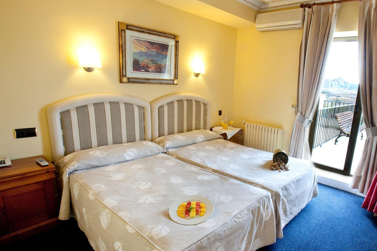 Bedroom 2, Hotel Marixa, Álava