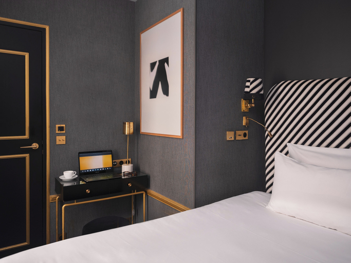Bedroom 2, Snob Hotel, Paris