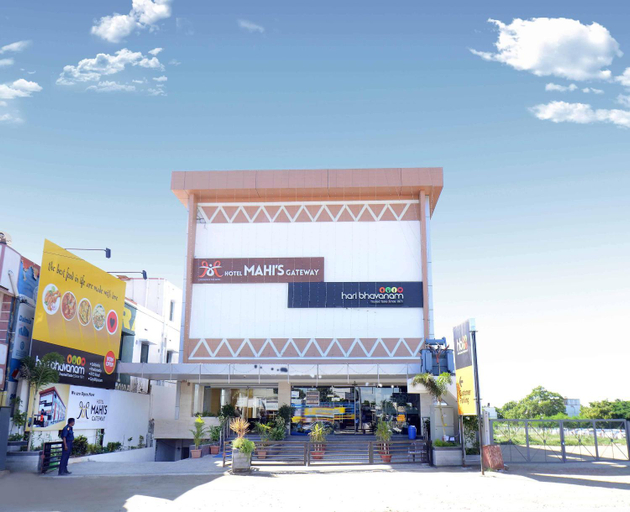 Exterior & Views, Hotel Mahis Gateway, Coimbatore